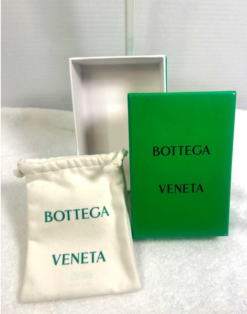 Bottega Veneta Green Box & Cotton Dust Bag for Small Wallet or Card Holder
